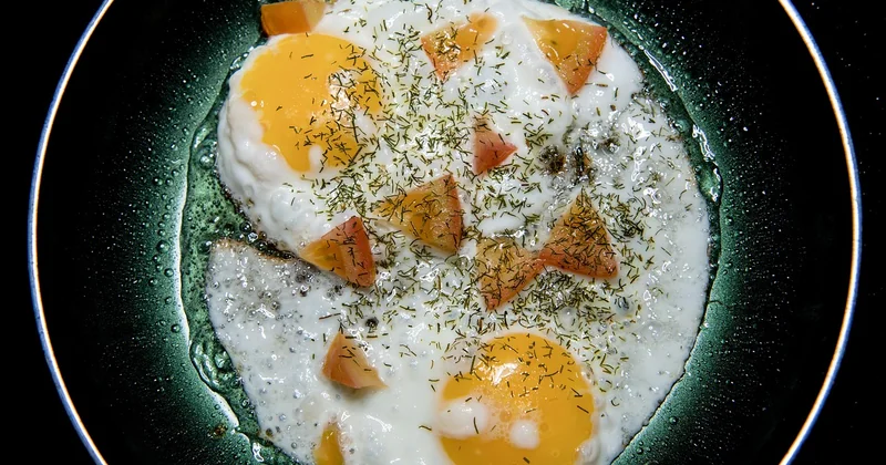 Combien de temps cuire une omelette à la poêle ?
