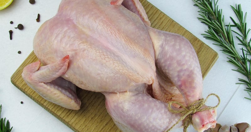 Recette express de poulet rôti au citron et aux herbes, prêt en 30 minutes